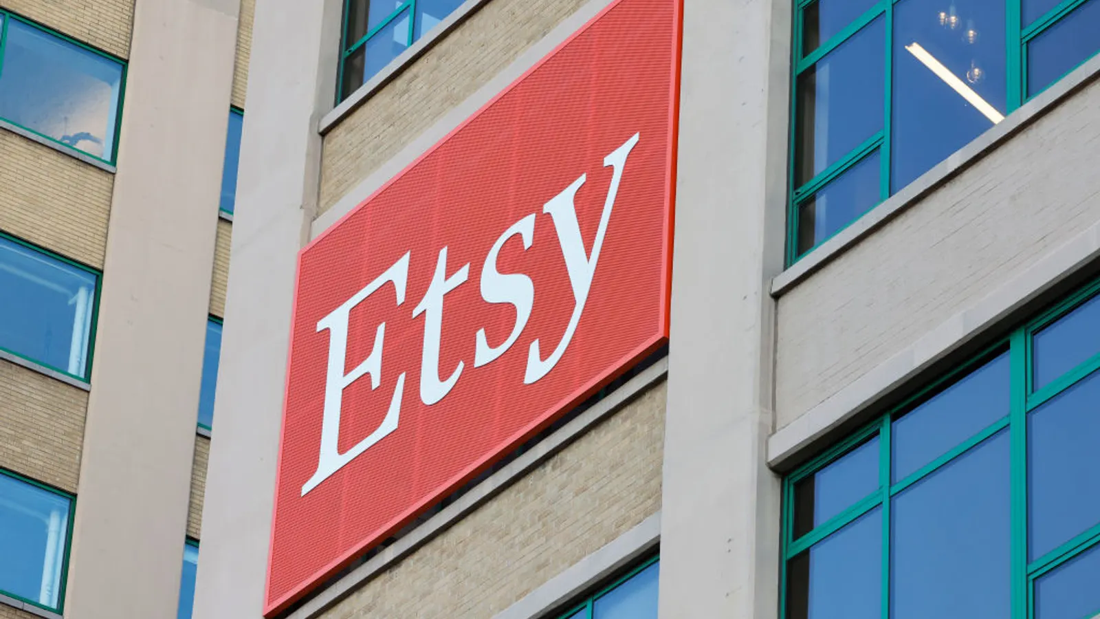 Etsy Cracks Down on AI-Generated Listings, Reasserting Commitment to Authenticity