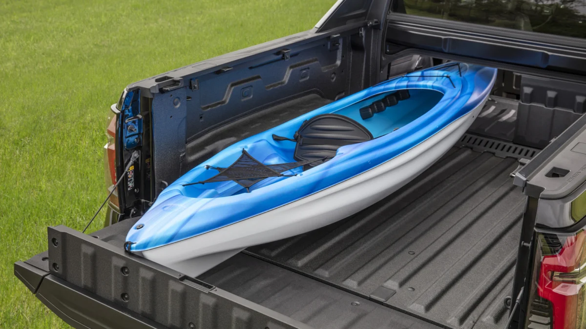 The Engineering Marvel Beneath Your Feet: Why Pickup Truck Beds Are Corrugated