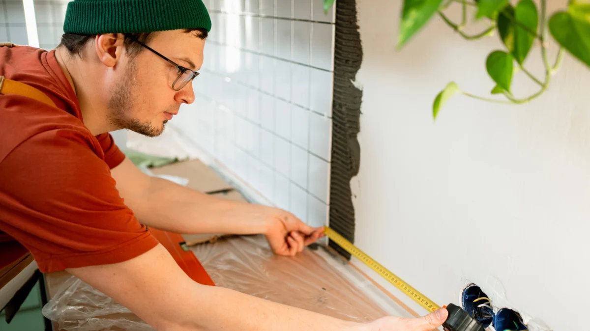 The Industrial Edge: Why Corrugated Metal is Redefining the Modern Backsplash