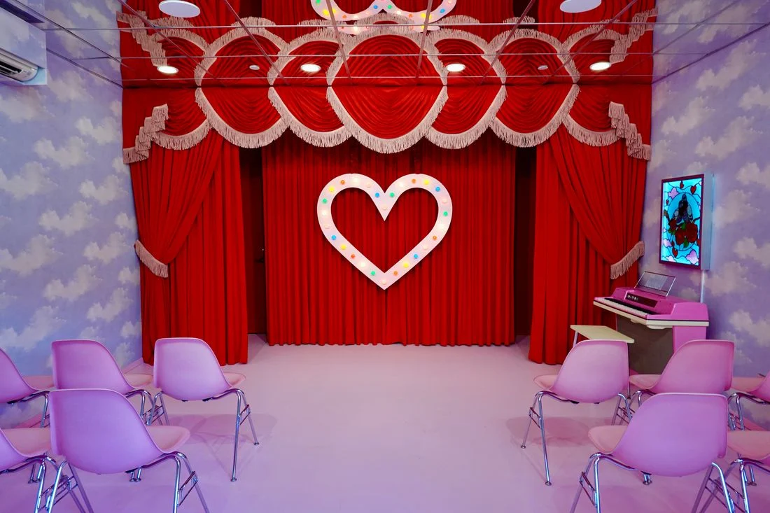 The New York Elopement: How ‘Sure Thing’ Brought Vegas Maximalism to the Lower East Side